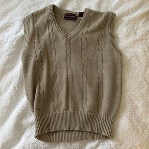 SOLD beige vest knit v-neck light dark academia neutral earth tone size medium